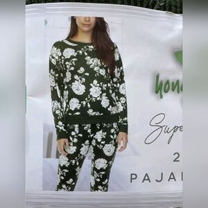 Honeydew Women’s 2-Piece Super Soft Pajama Set, Olive FloralS New without Tag